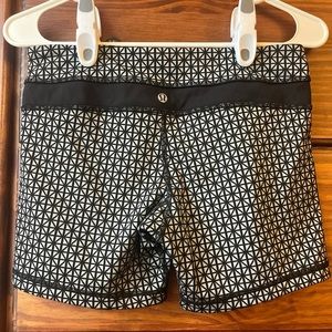 Lululemon biker shorts